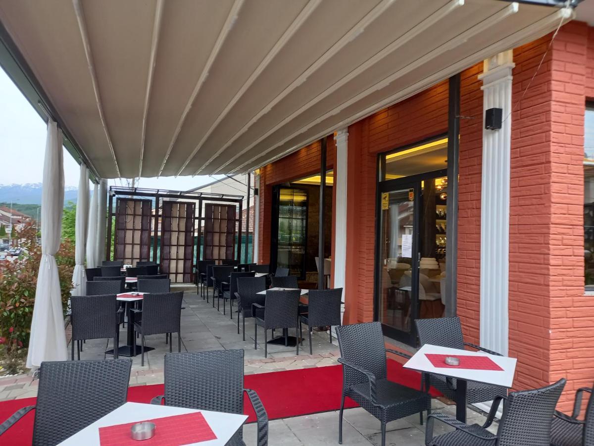 Conti Hotel & Restaurant Gjakova Buitenkant foto